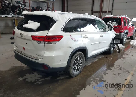 2019 Toyota Highlander Xle from USA, damaged, VIN 5TDJZRFH0KS930668